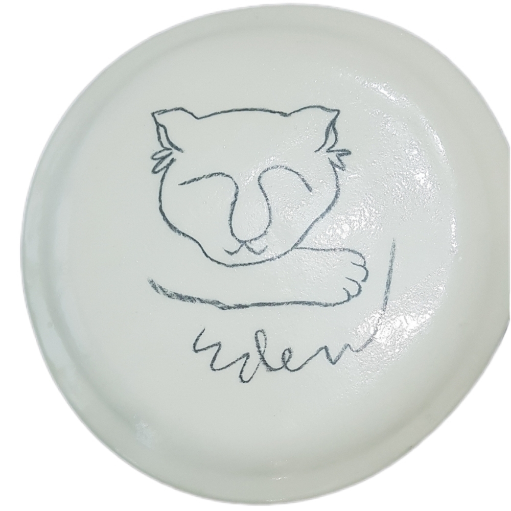 Vintage Signed Studio Pottery Cat Kitten 12" Hand Painted Ceramic Plate - Picture 3 of 7